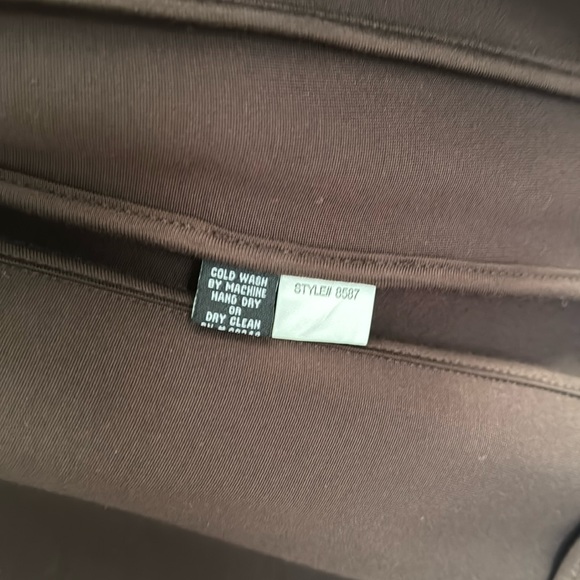 Lynn Ritchie Silver Funnel Neck Jacket. 75% Viscose, 20% Polyester, 5% Spandex - Picture 5 of 5